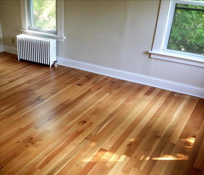 Beautiful new wood floor 